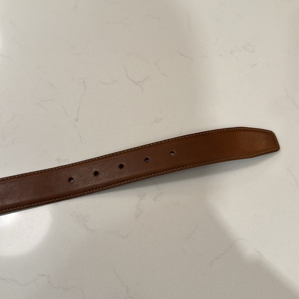 Allen Edmonds Men's Brown/Caramel Leather Belt 42 - Picture 6 of 8